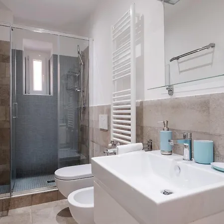 Bright 2 Bed Flat - 4min Walk From Vatican Museums *