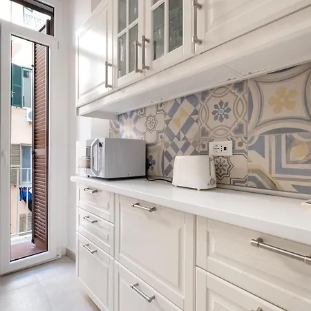 Bright 2 Bed Flat - 4min Walk From Vatican Museums Apartment *