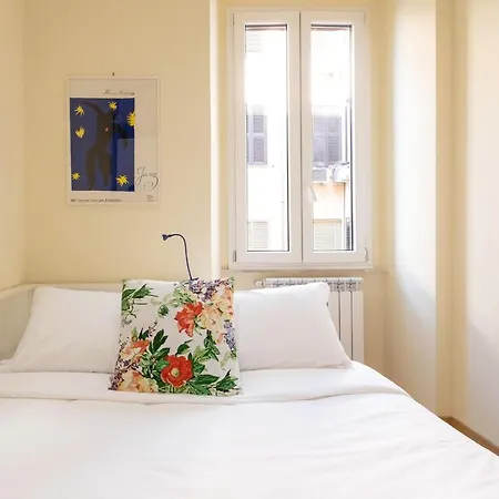 Bright 2 Bed Flat - 4min Walk From Vatican Museums *